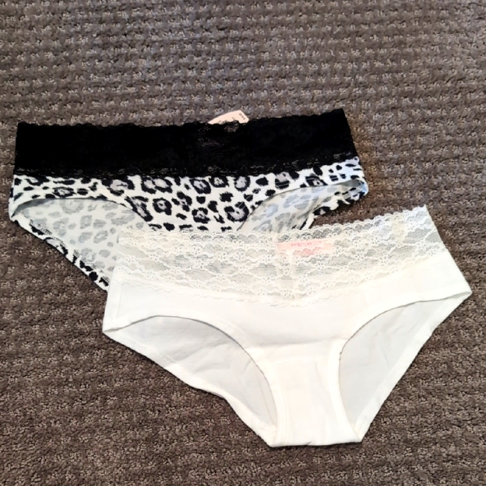 NEW Victoria's Secret Low-rise Hiphugger Panties Size XS